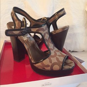 Coach Lydia heels